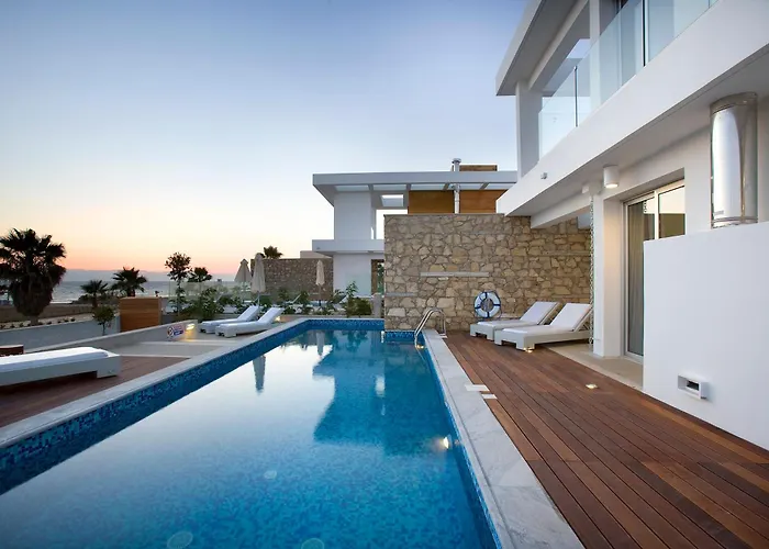 Paradise Cove Luxurious Beach Villas