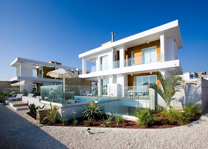 Paradise Cove Luxurious Beach Villas